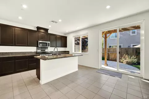 Kitchen - 314 Fruitvale Rd, Vacaville, CA 95688 photo 1 of 7