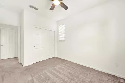Bedroom - 314 Fruitvale Rd, Vacaville, CA 95688 photo 9 of 14