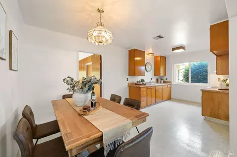 Dining - 159 Dodge Ct, Napa, CA 94558 photo 1 of 3