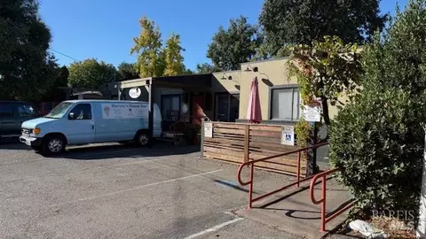 19030 Railroad Ave, Sonoma, CA 95476