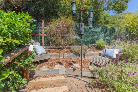 Exterior - 4 Eucalyptus Knoll St, Mill Valley, CA 94941 photo 7 of 17