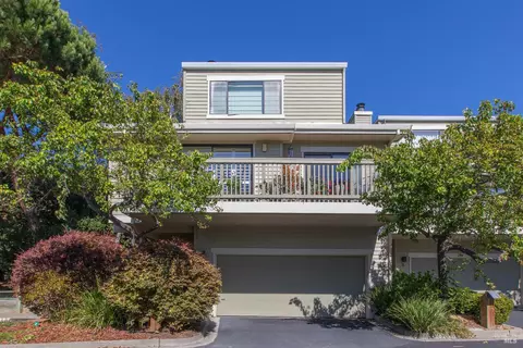 Exterior - 4 Eucalyptus Knoll St, Mill Valley, CA 94941 photo 10 of 17