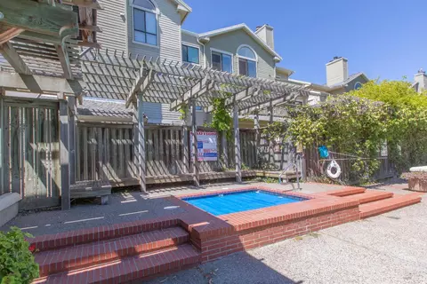 Exterior - 4 Eucalyptus Knoll St, Mill Valley, CA 94941 photo 16 of 17