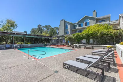 Exterior - 4 Eucalyptus Knoll St, Mill Valley, CA 94941 photo 13 of 17