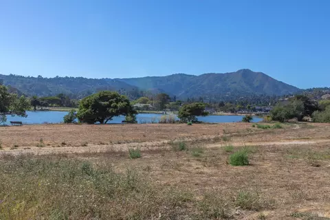 View/Area - 4 Eucalyptus Knoll St, Mill Valley, CA 94941 photo 5 of 10