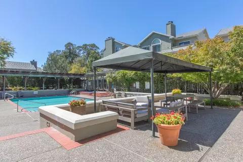 Exterior - 4 Eucalyptus Knoll St, Mill Valley, CA 94941 photo 12 of 17