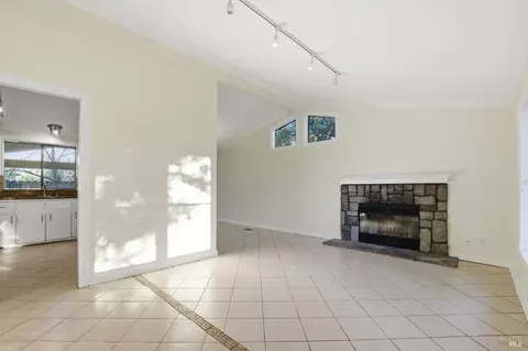 2195 Delpha Dr, Napa, CA 94558 photo 3