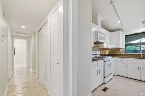 2195 Delpha Dr, Napa, CA 94558 photo 18