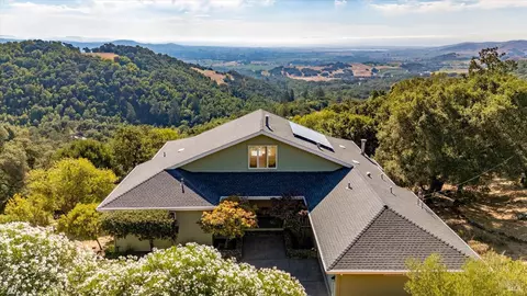 18782 Deer Park Dr, Sonoma, CA 95476