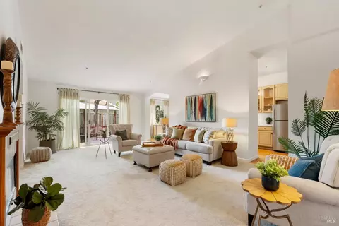 Living - 37 Sage Way, Napa, CA 94559 photo 1 of 4