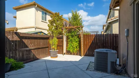 372 Primrose Dr, Vacaville, CA 95687 photo 36