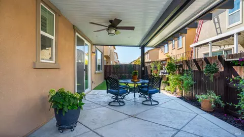 372 Primrose Dr, Vacaville, CA 95687 photo 37