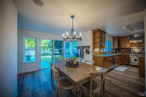 Dining - 4100 Bisordi Ln, Fulton, CA 95439 photo 2 of 3