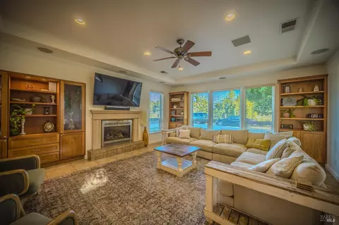 Living - 4100 Bisordi Ln, Fulton, CA 95439 photo 1 of 6