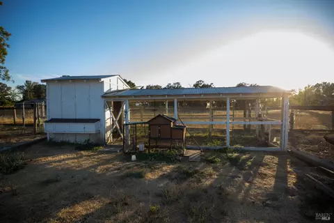 Exterior - 4100 Bisordi Ln, Fulton, CA 95439 photo 6 of 14