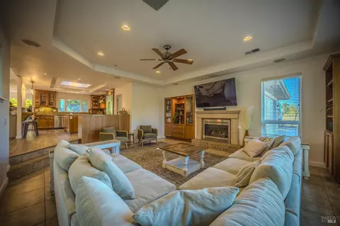 Living - 4100 Bisordi Ln, Fulton, CA 95439 photo 3 of 6