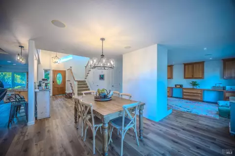 Dining - 4100 Bisordi Ln, Fulton, CA 95439 photo 3 of 3