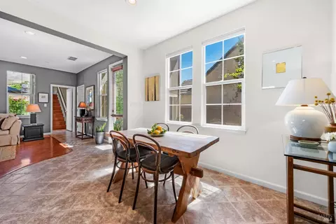 Dining - 4168 Summer Gate Ave, Vallejo, CA 94591 photo 4 of 5