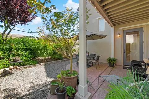 Exterior - 4168 Summer Gate Ave, Vallejo, CA 94591 photo 9 of 23