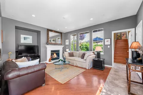 Living - 4168 Summer Gate Ave, Vallejo, CA 94591 photo 6 of 9