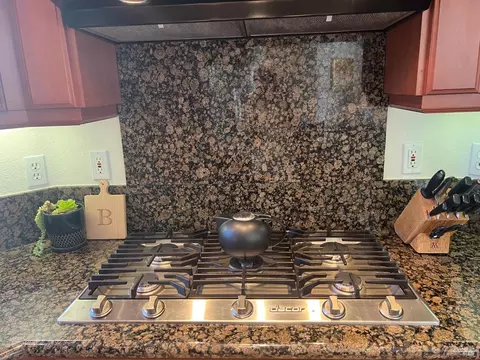 Kitchen - 4168 Summer Gate Ave, Vallejo, CA 94591 photo 7 of 10