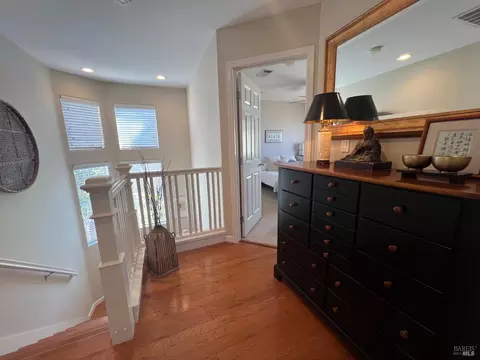 Entry Way - 4168 Summer Gate Ave, Vallejo, CA 94591 photo 6 of 9