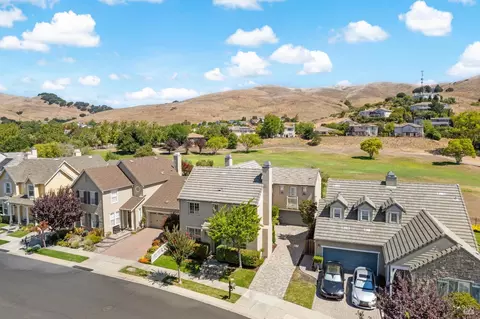 View/Area - 4168 Summer Gate Ave, Vallejo, CA 94591 photo 2 of 10