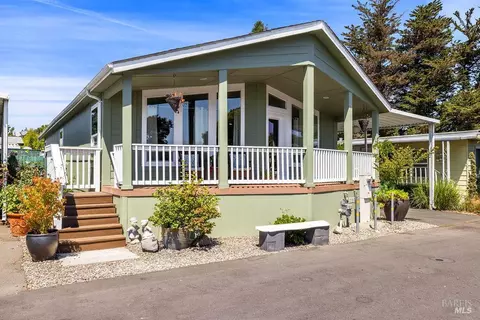 300 Stony Point Rd #503, Petaluma, CA 94952