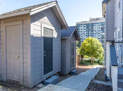 330 Capitol St, Vallejo, CA 94590 photo 11