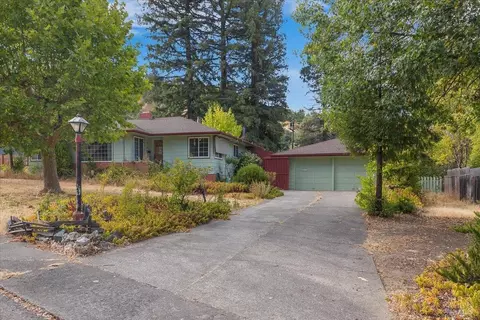 278 Toyon Rd, Ukiah, CA 95482