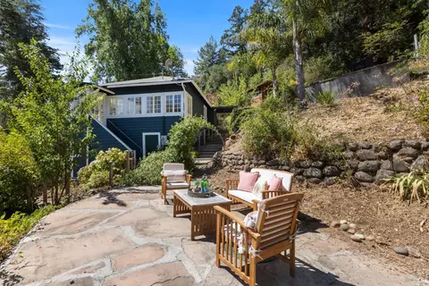 20 La Vuelta Ave, Lagunitas, CA 94938