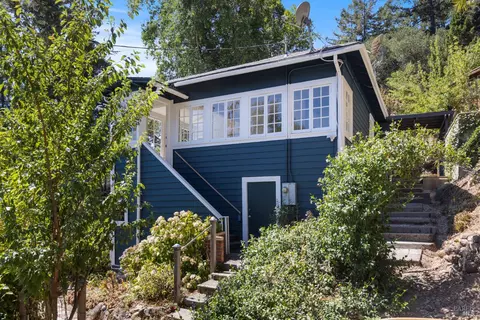 20 La Vuelta Ave, Lagunitas, CA 94938 photo 2