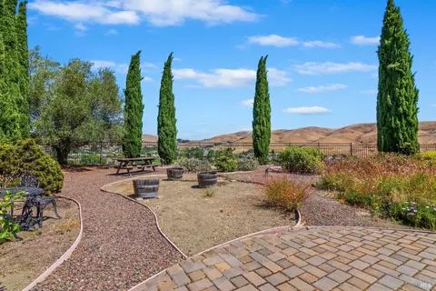 1358 Swainson Ct, Vallejo, CA 94591 photo 36