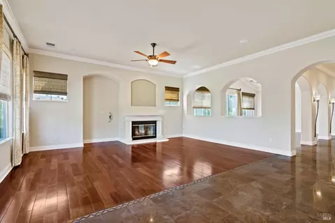1358 Swainson Ct, Vallejo, CA 94591 photo 17