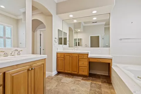 1358 Swainson Ct, Vallejo, CA 94591 photo 26