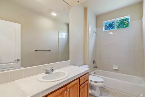 1358 Swainson Ct, Vallejo, CA 94591 photo 29