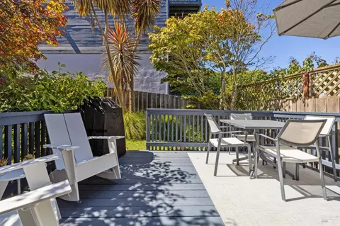 Exterior - 614 Wateree St, Sausalito, CA 94965 photo 2 of 8