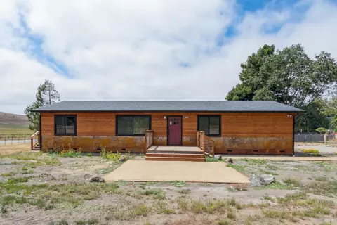 6700 Moro St, Petaluma, CA 94952 photo 2
