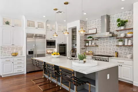 Kitchen - 3747 Beartooth Ln, Napa, CA 94558 photo 9 of 10