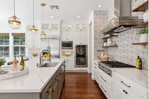 Kitchen - 3747 Beartooth Ln, Napa, CA 94558 photo 2 of 10