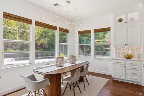 Dining - 3747 Beartooth Ln, Napa, CA 94558 photo 2 of 4