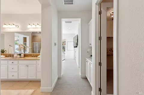 Entry Way - 3747 Beartooth Ln, Napa, CA 94558 photo 6 of 6