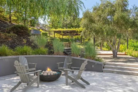 Exterior - 3747 Beartooth Ln, Napa, CA 94558 photo 5 of 37