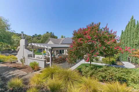 Exterior - 3747 Beartooth Ln, Napa, CA 94558 photo 8 of 37