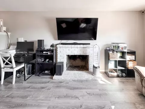 2065 Robin Dr, Fairfield, CA 94533 photo 12