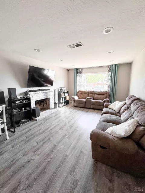 2065 Robin Dr, Fairfield, CA 94533 photo 15