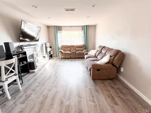 2065 Robin Dr, Fairfield, CA 94533 photo 10