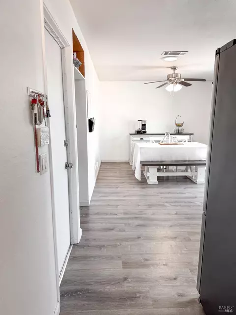 2065 Robin Dr, Fairfield, CA 94533 photo 8