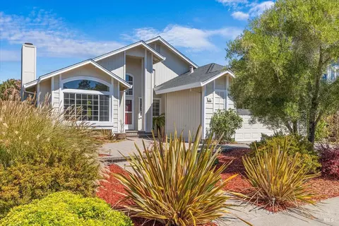 Exterior - 687 Natalie Dr, Windsor, CA 95492 photo 1 of 13