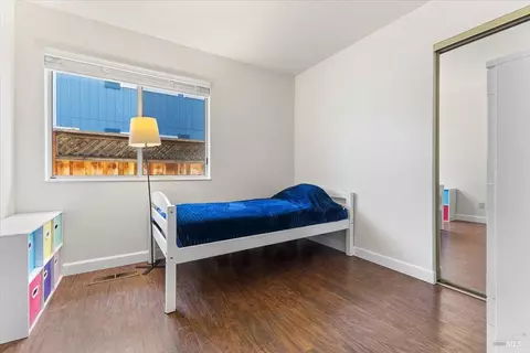 Bedroom - 687 Natalie Dr, Windsor, CA 95492 photo 5 of 8